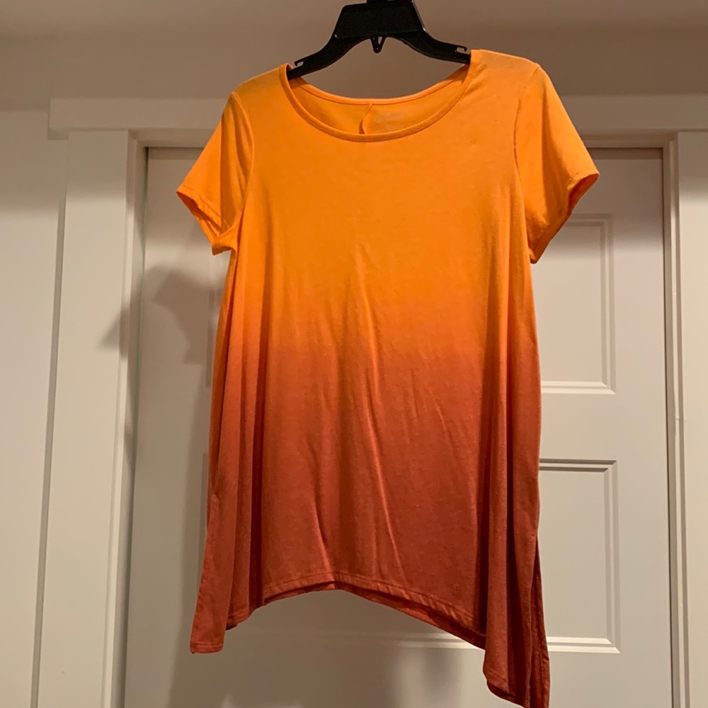 New Directions Size Small orange shirt